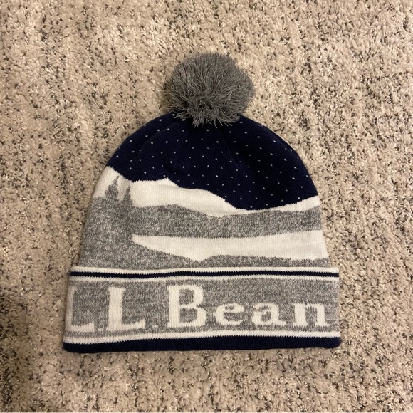 LL bean winter hat - Picture 3 of 3